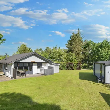 6 Person In Rsted 3* Ørsted
